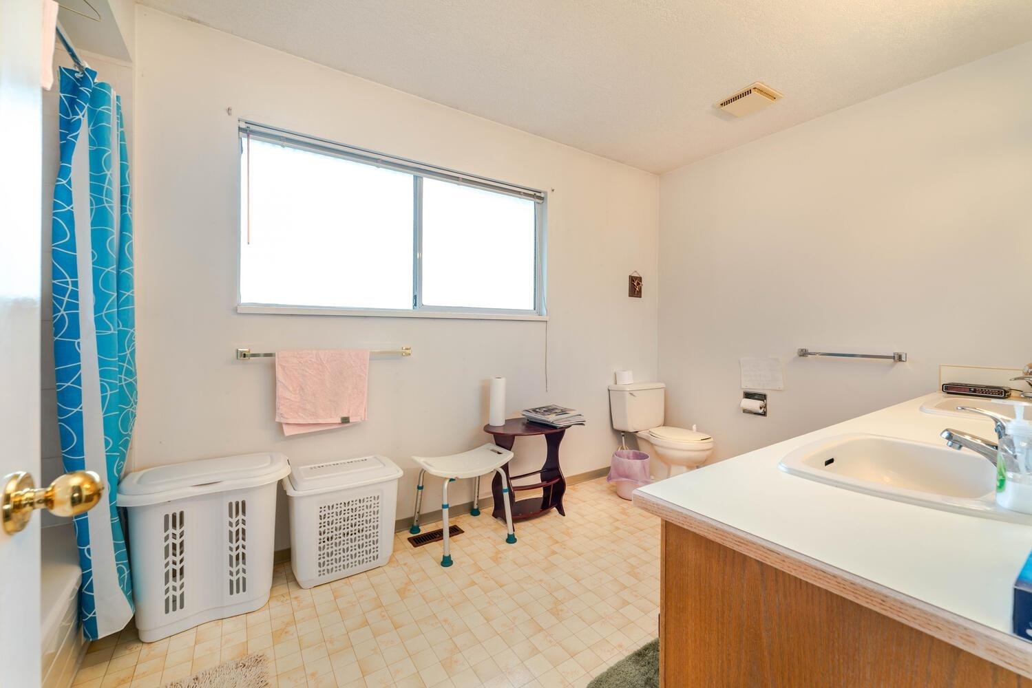 7660 Bridge Street, Richmond, BC