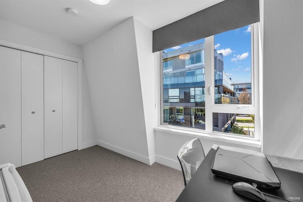 7623 Yukon Street, Vancouver, BC