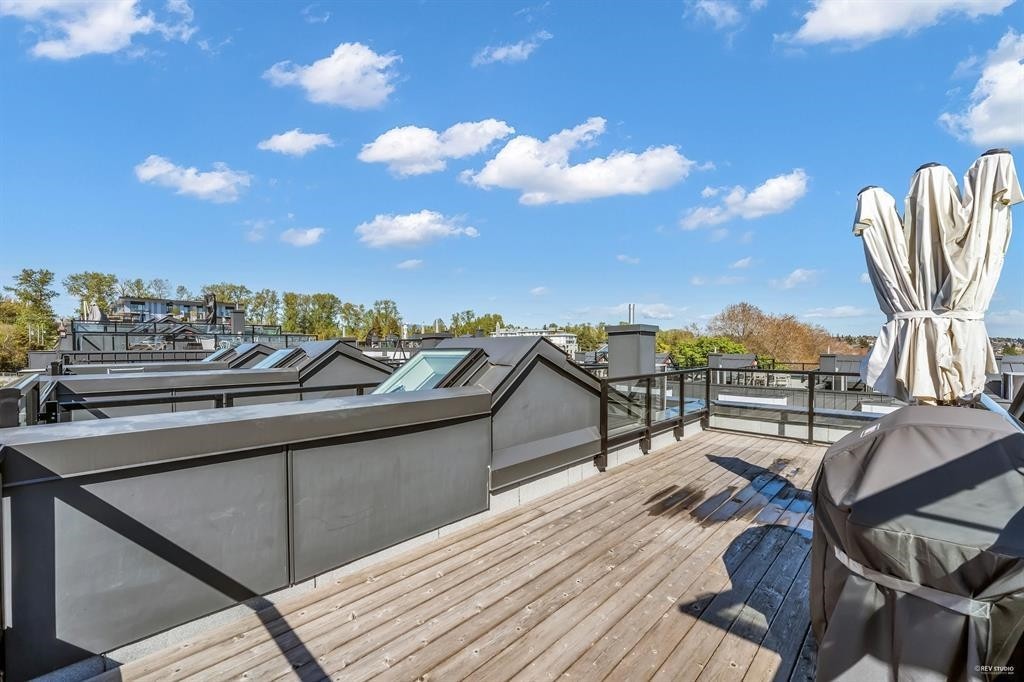 7623 Yukon Street, Vancouver, BC