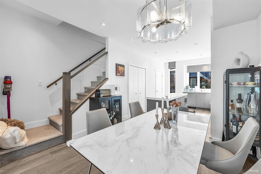 7623 Yukon Street, Vancouver, BC