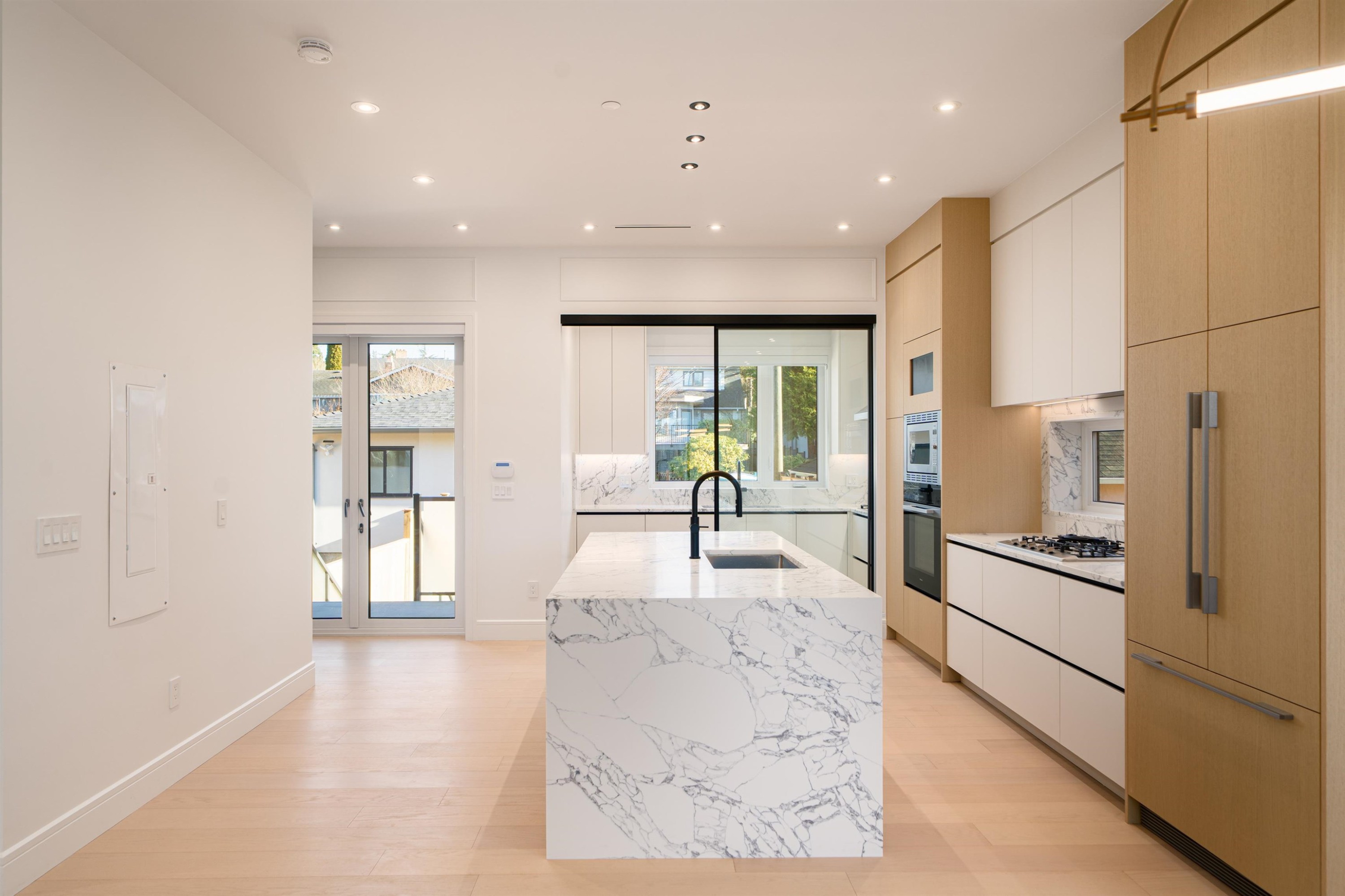 7382 Maple Street, Vancouver, BC