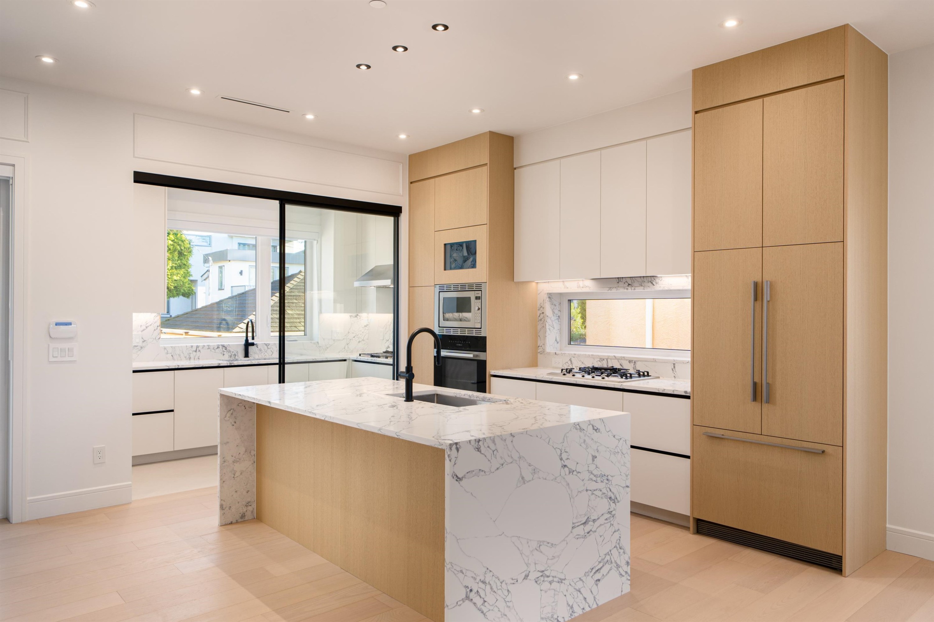 7382 Maple Street, Vancouver, BC