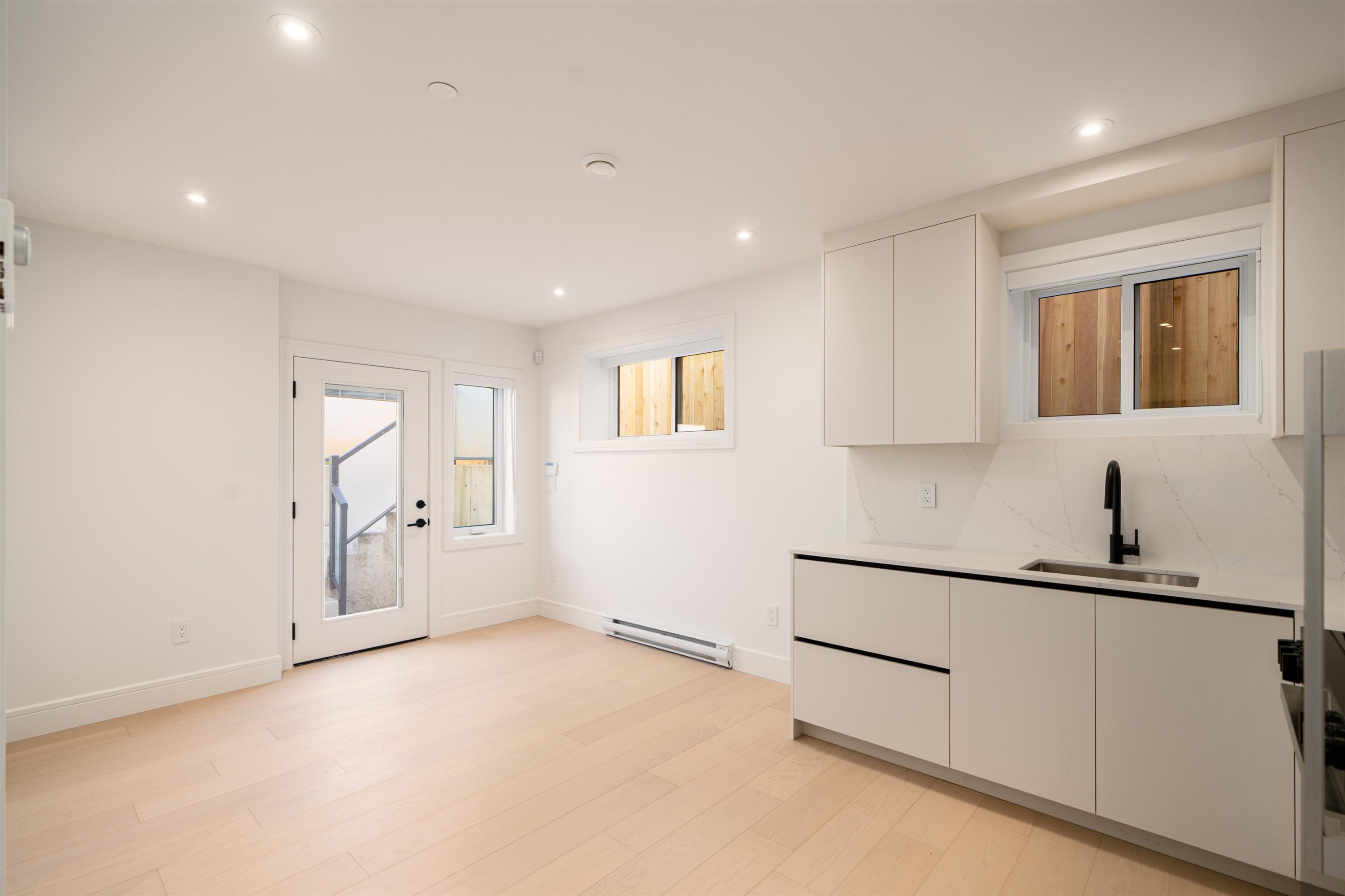 7382 Maple Street, Vancouver, BC