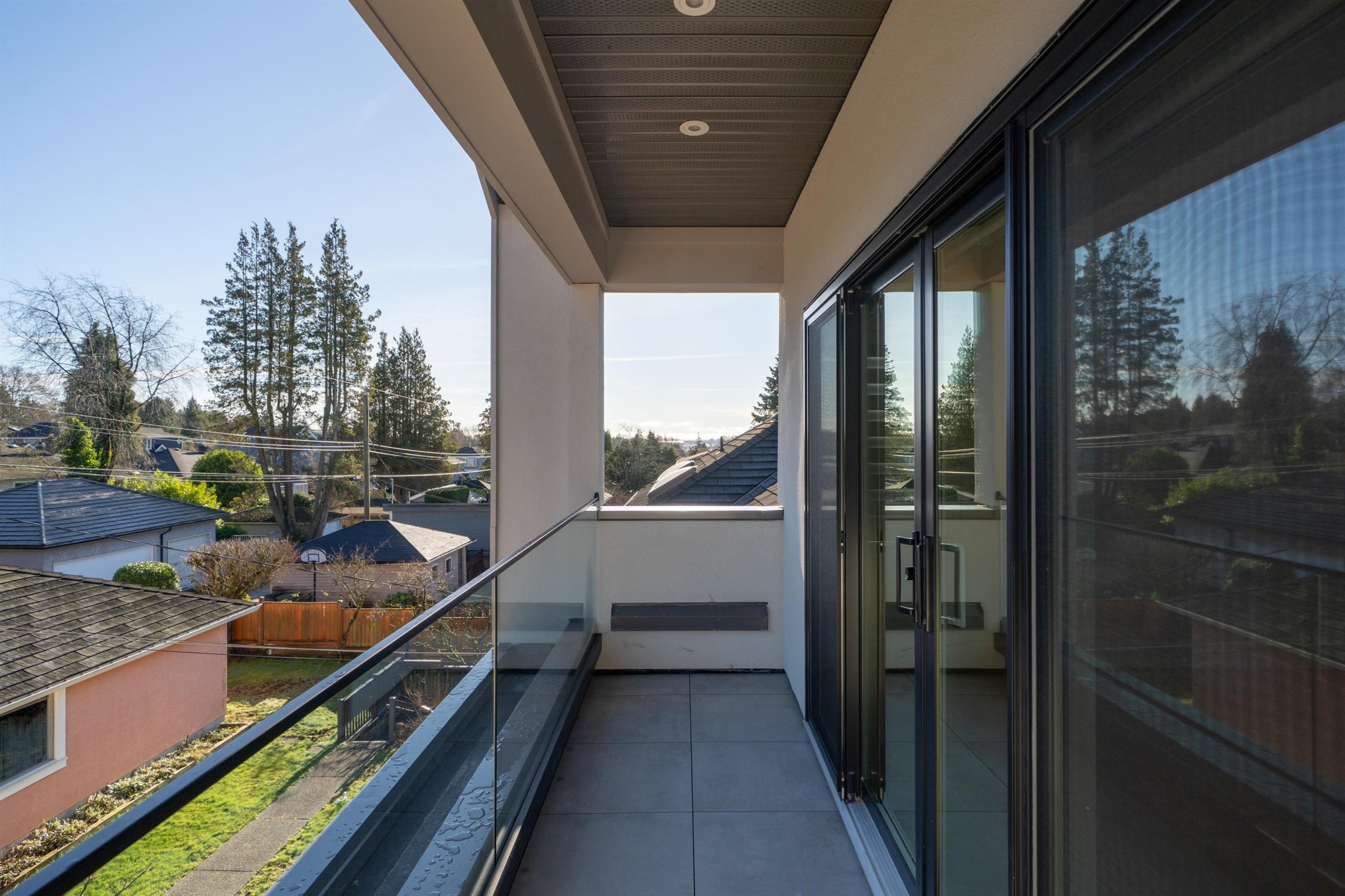 7382 Maple Street, Vancouver, BC