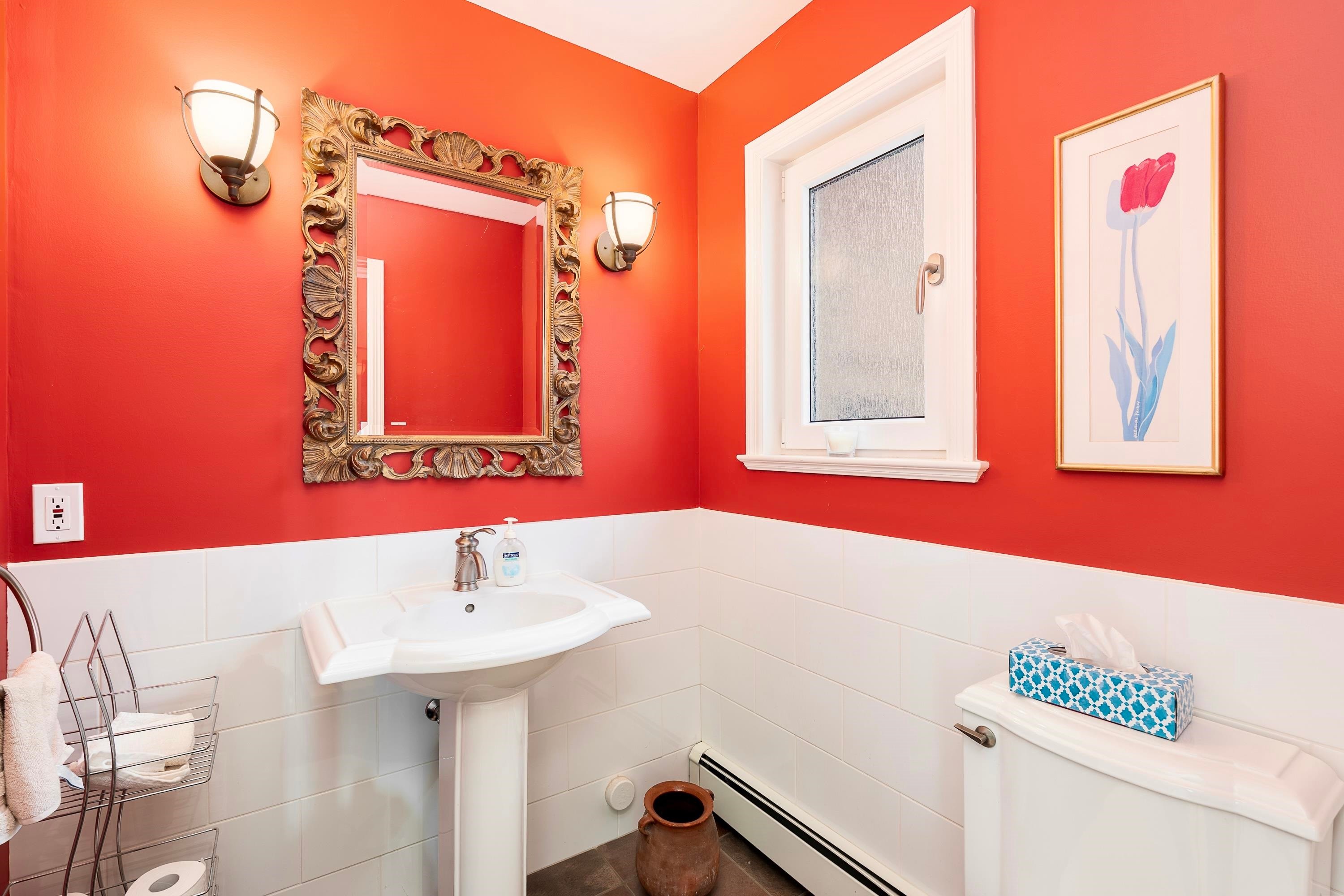 2328 Bellevue Avenue, West Vancouver, BC