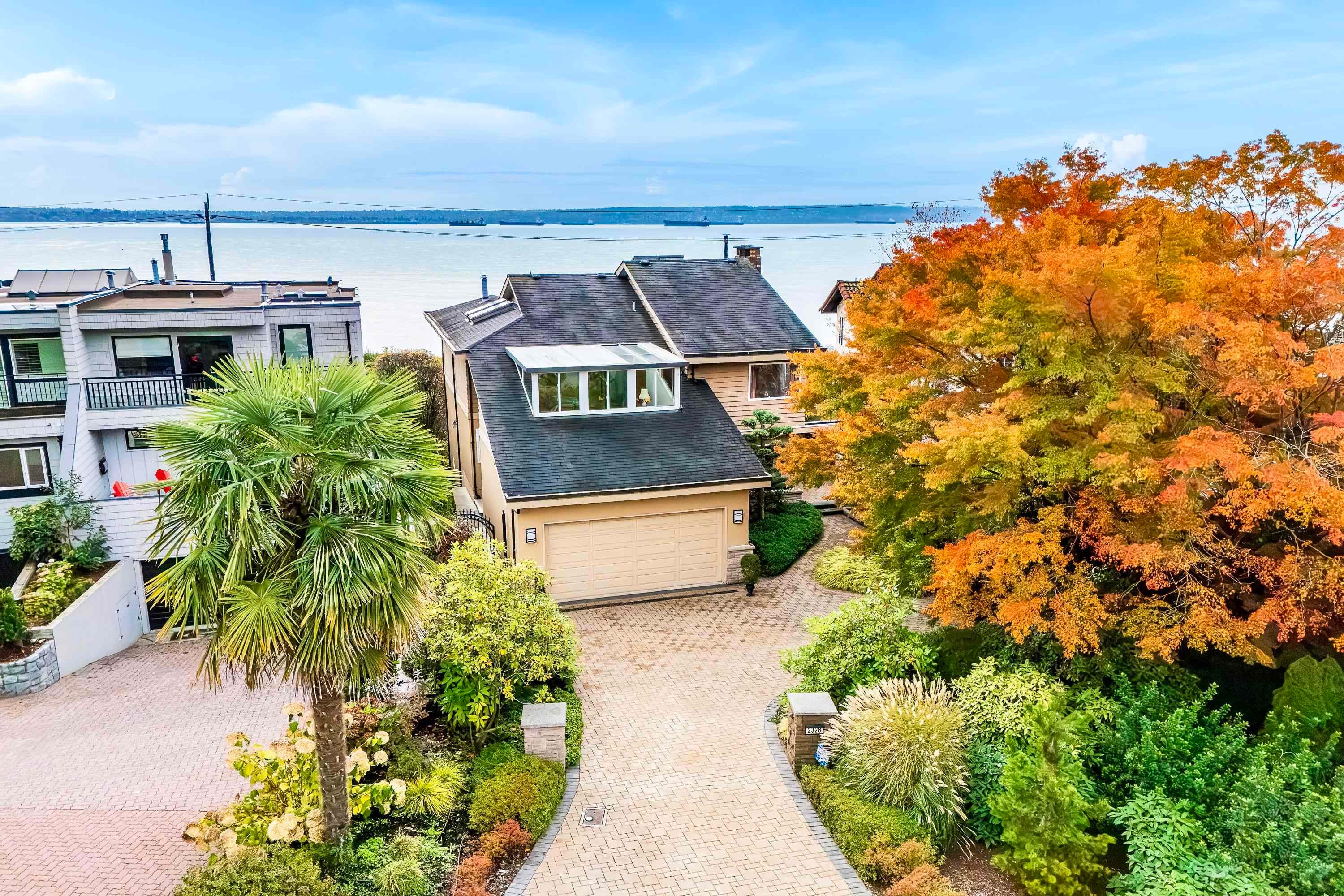 2328 Bellevue Avenue, West Vancouver, BC