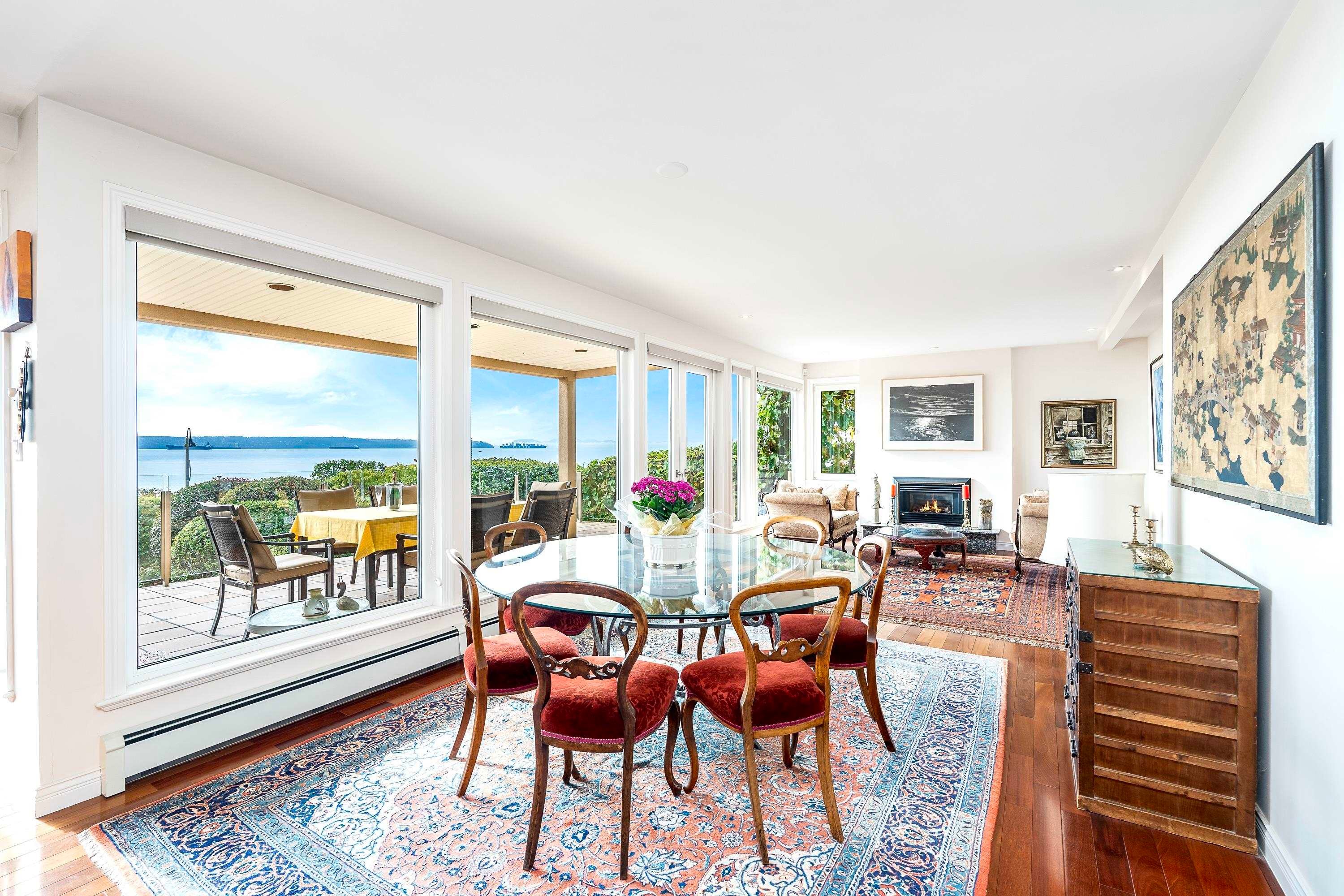 2328 Bellevue Avenue, West Vancouver, BC