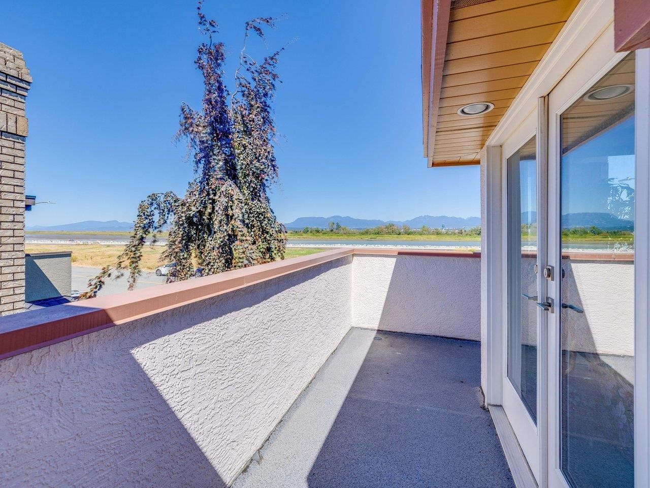 3340 River Road, Richmond, BC