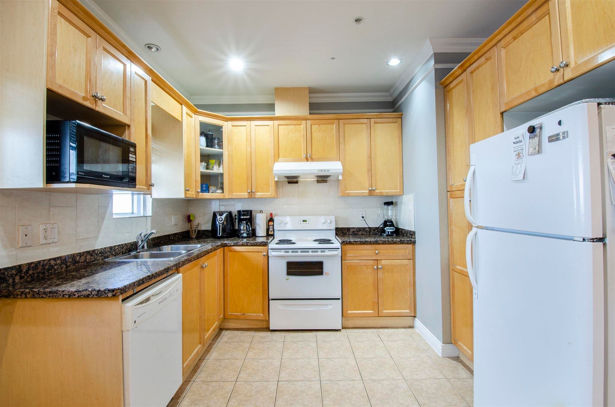 1550 1St Avenue E, Vancouver, BC