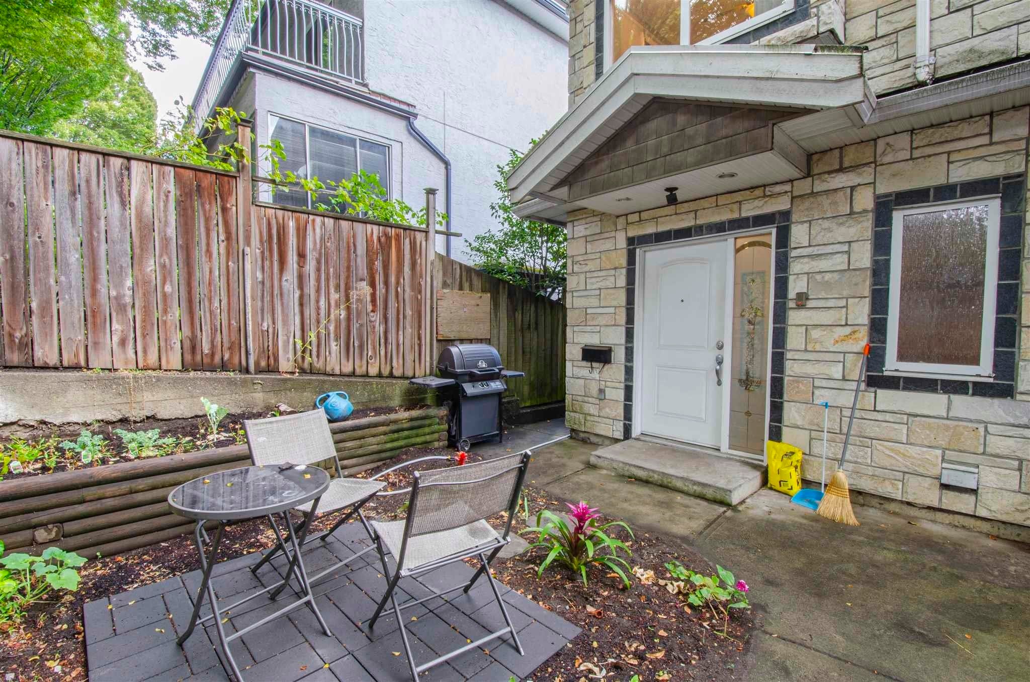 1550 1St Avenue E, Vancouver, BC