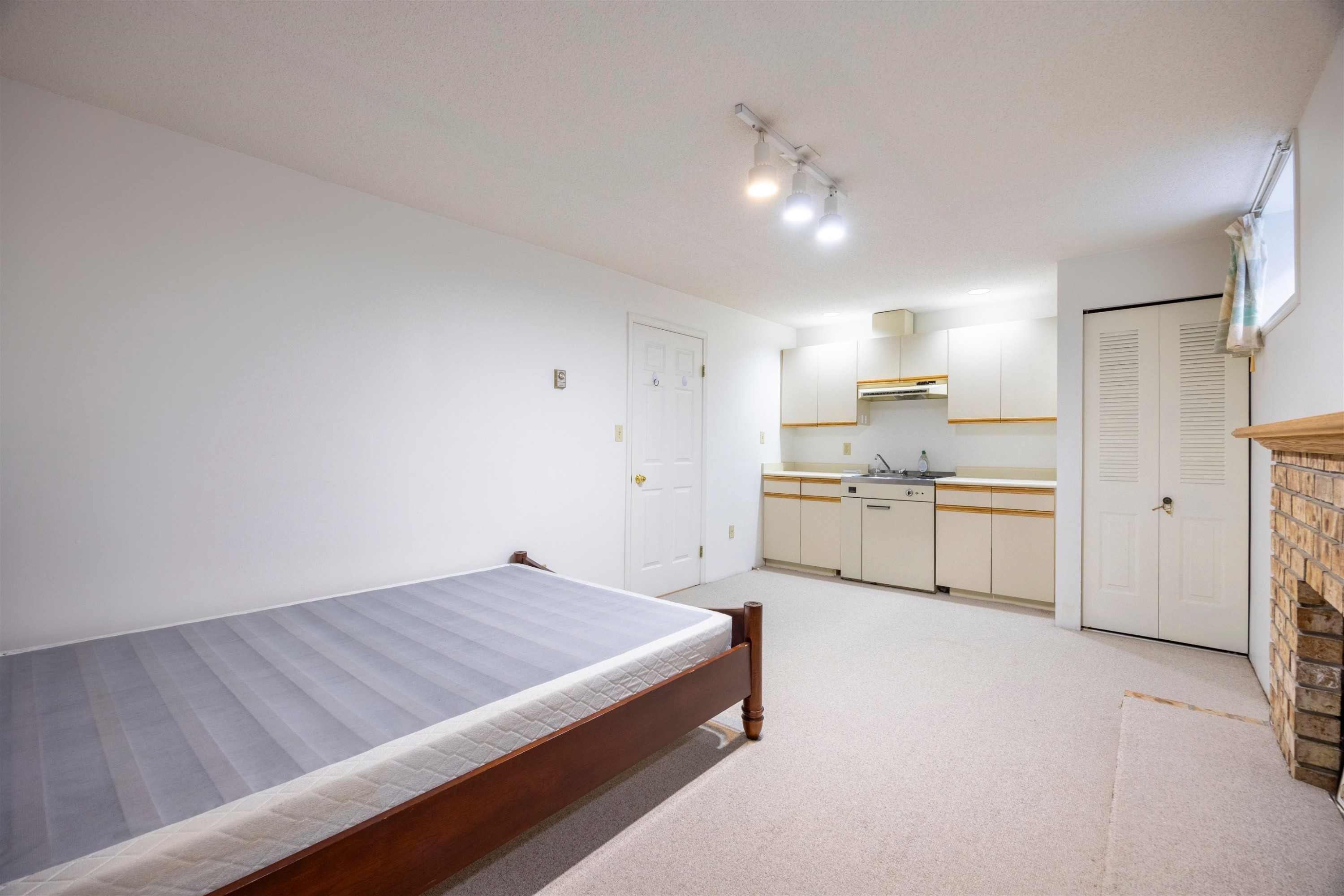 2063 47Th Avenue W, Vancouver, BC