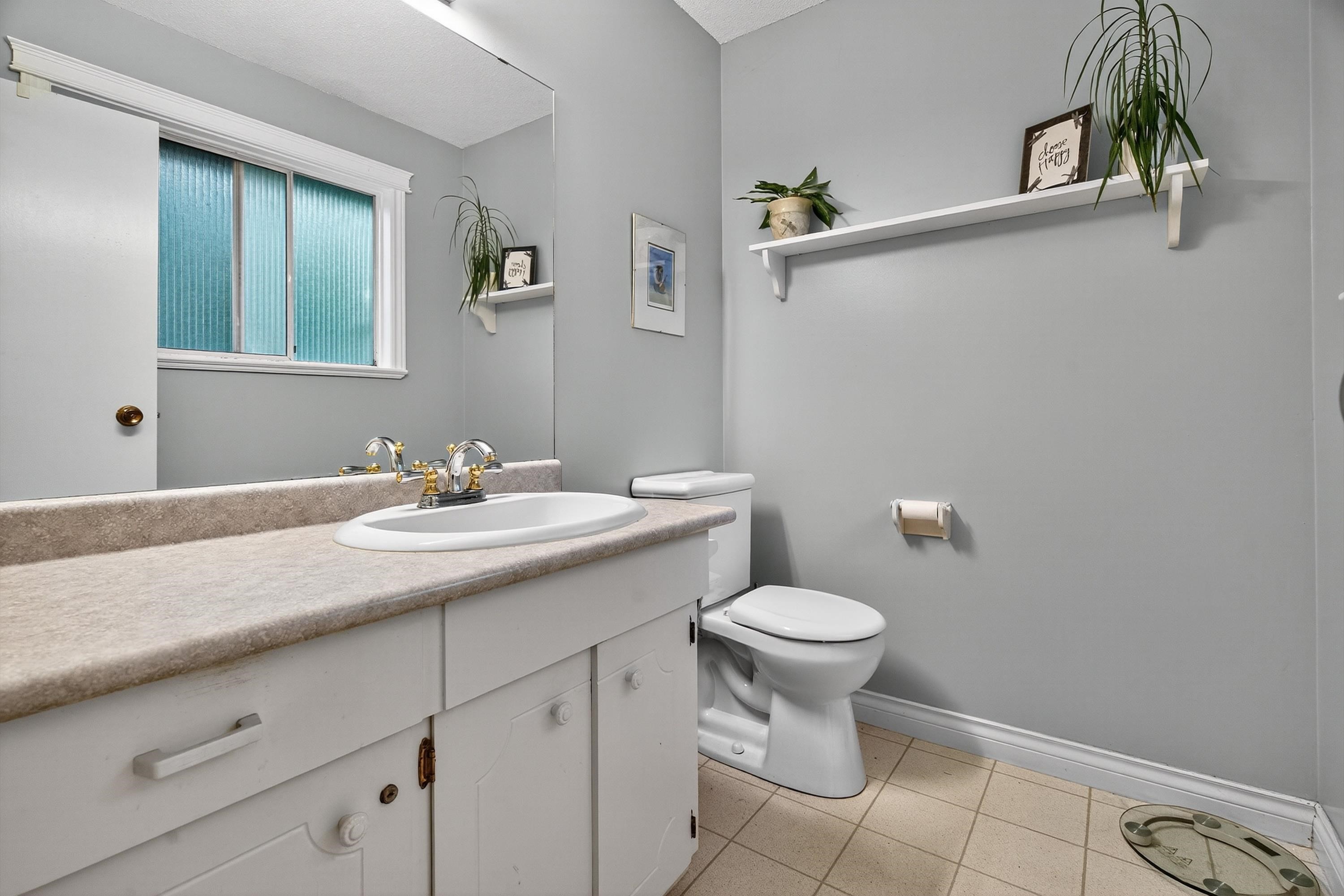 1252 Ellis Drive, Port Coquitlam, BC