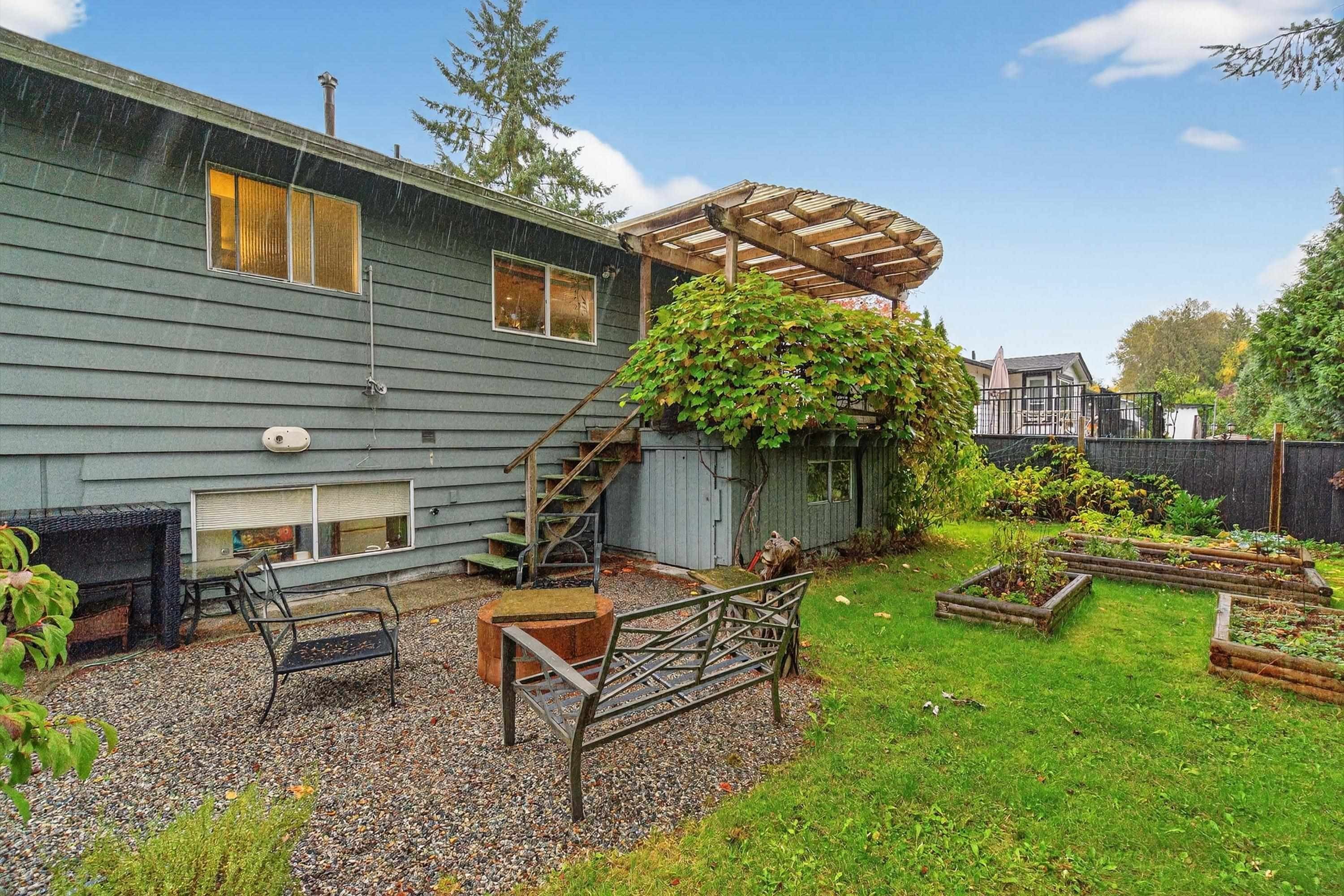 1252 Ellis Drive, Port Coquitlam, BC