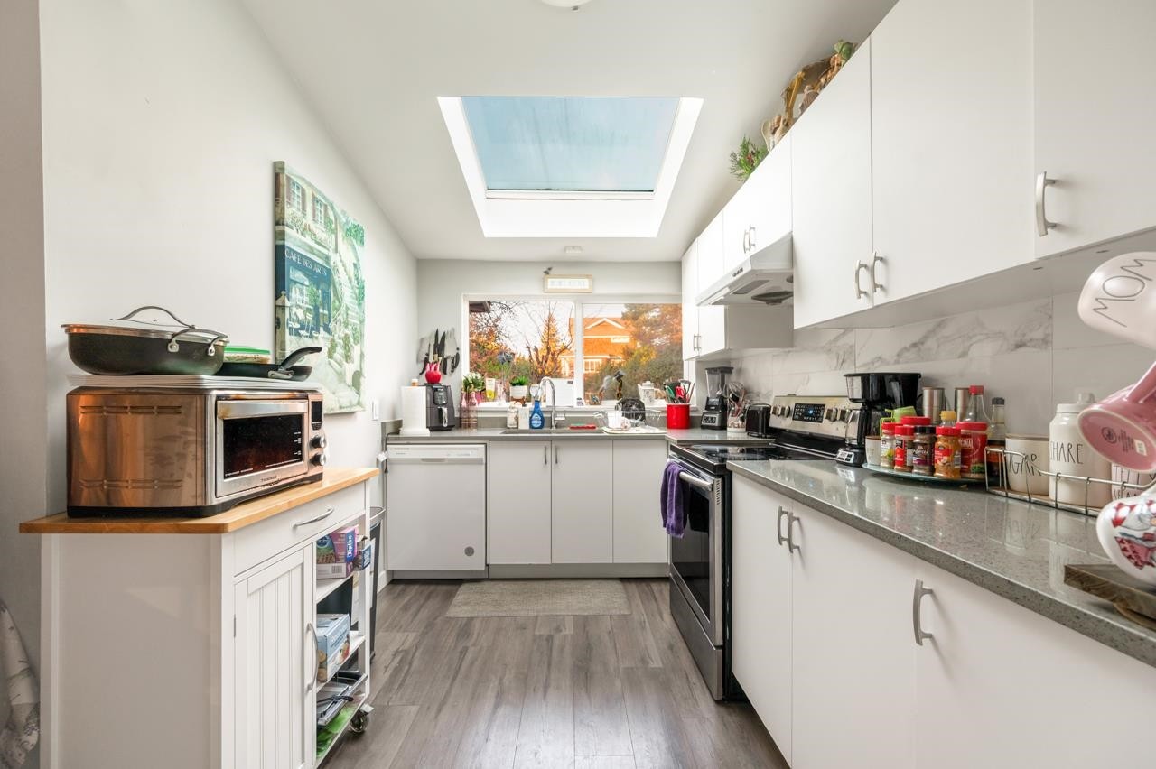 2155 Prairie Avenue, Port Coquitlam, BC