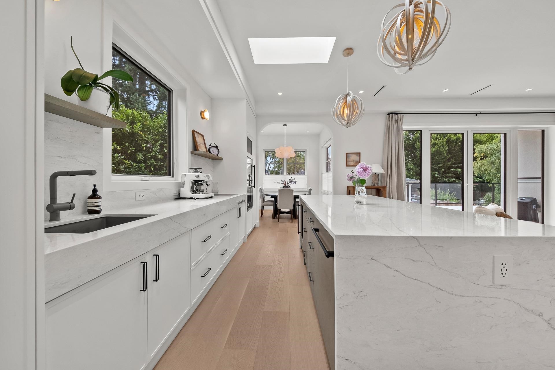 3227 35Th Avenue W, Vancouver, BC