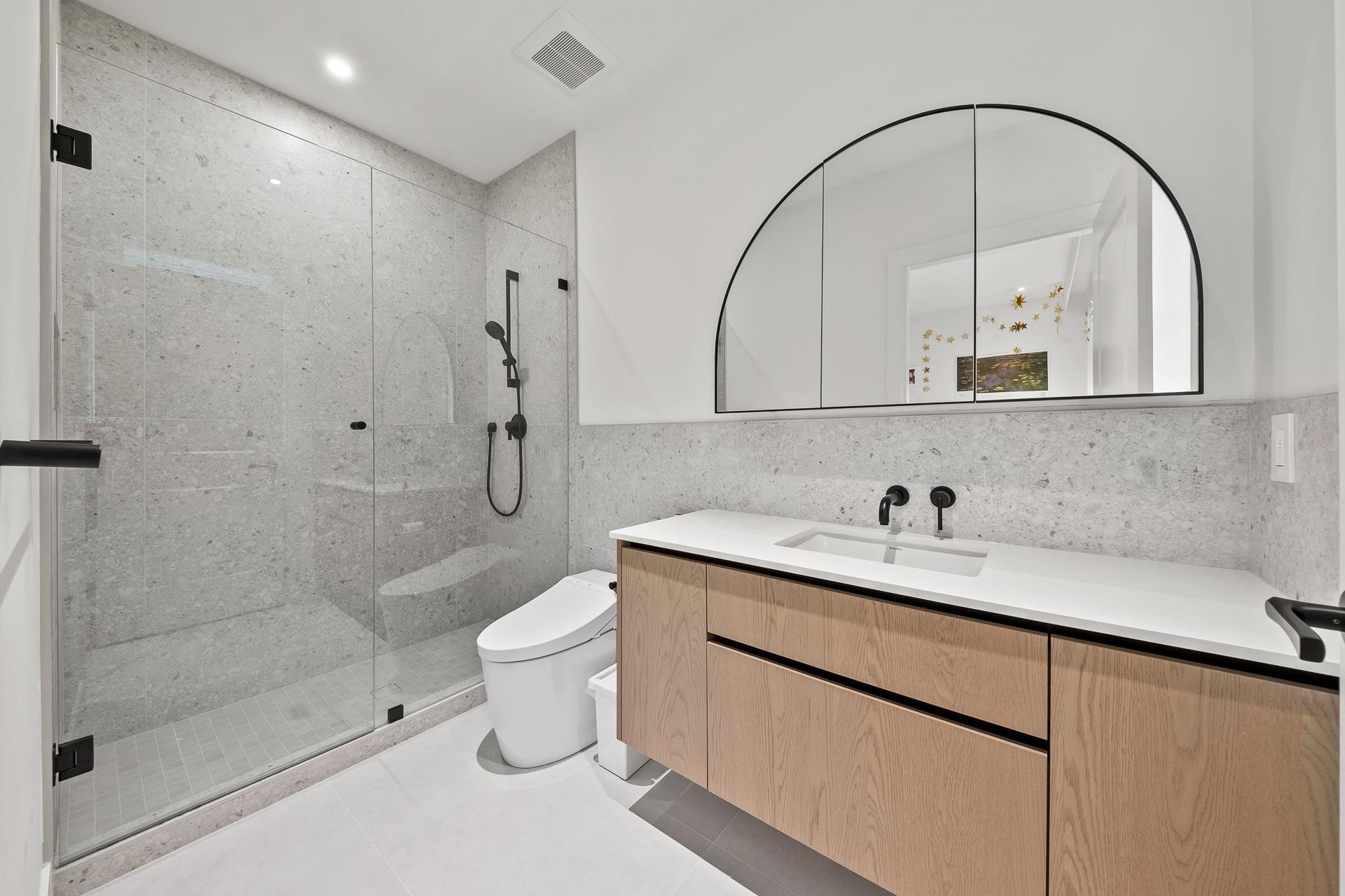 3227 35Th Avenue W, Vancouver, BC