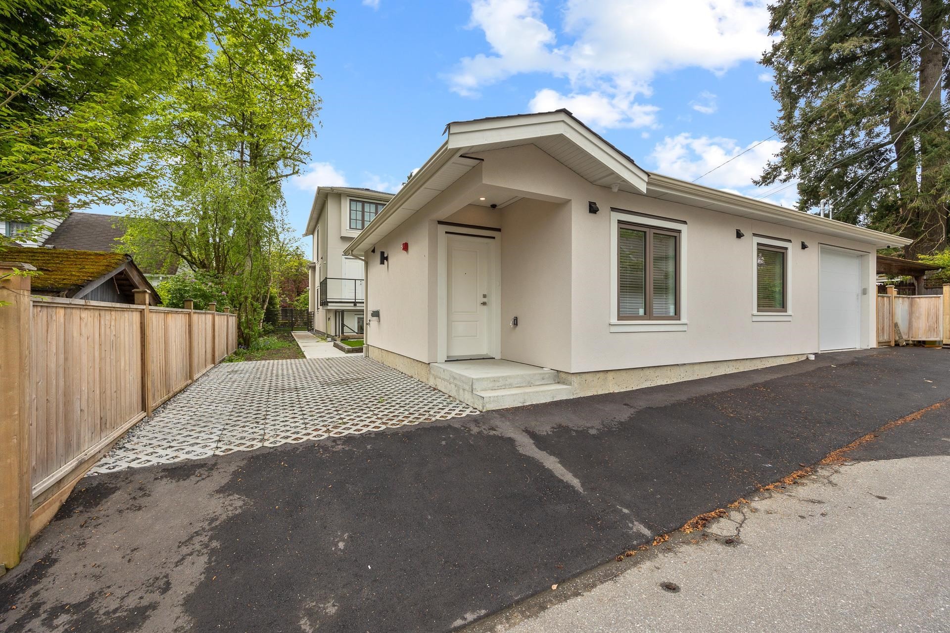 3227 35Th Avenue W, Vancouver, BC