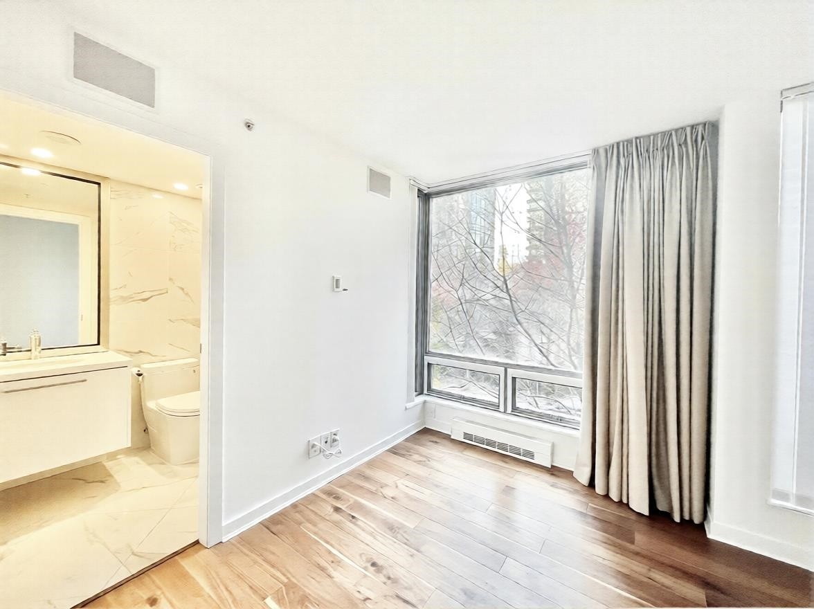 1235 Alberni Street, Vancouver, BC