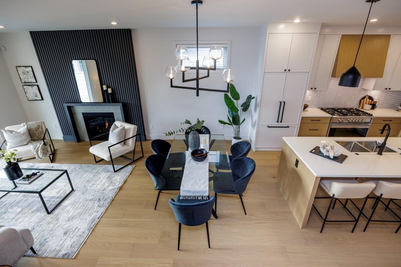 229 22Nd Street E, North Vancouver, BC