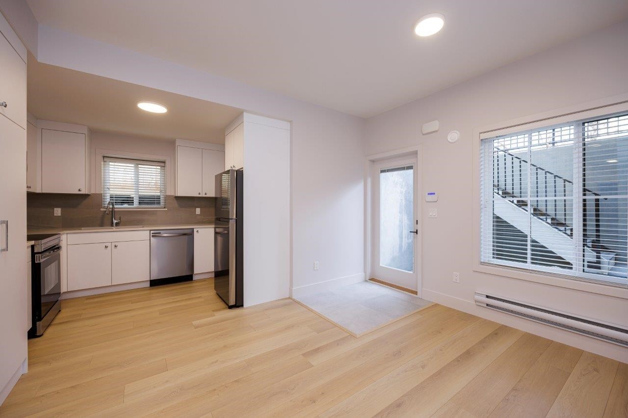 229 22Nd Street E, North Vancouver, BC