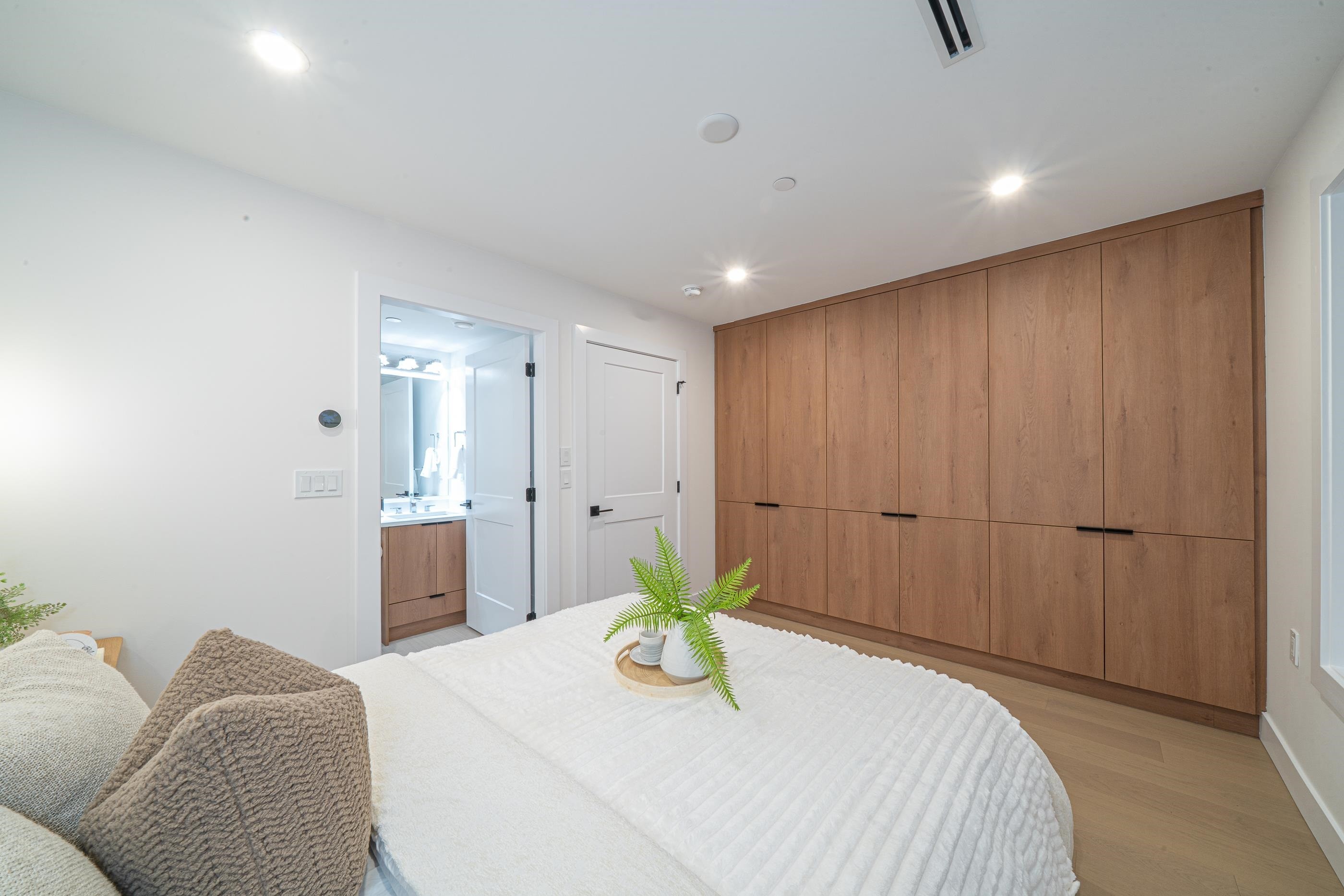 2660 Waterloo Street, Vancouver, BC