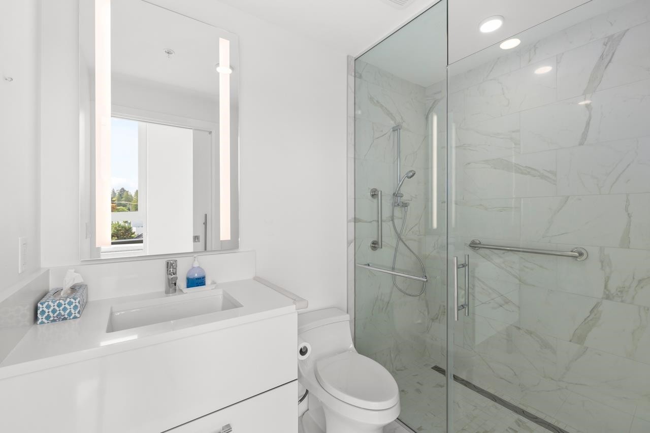 578-438 King Edward Avenue W, Vancouver, BC