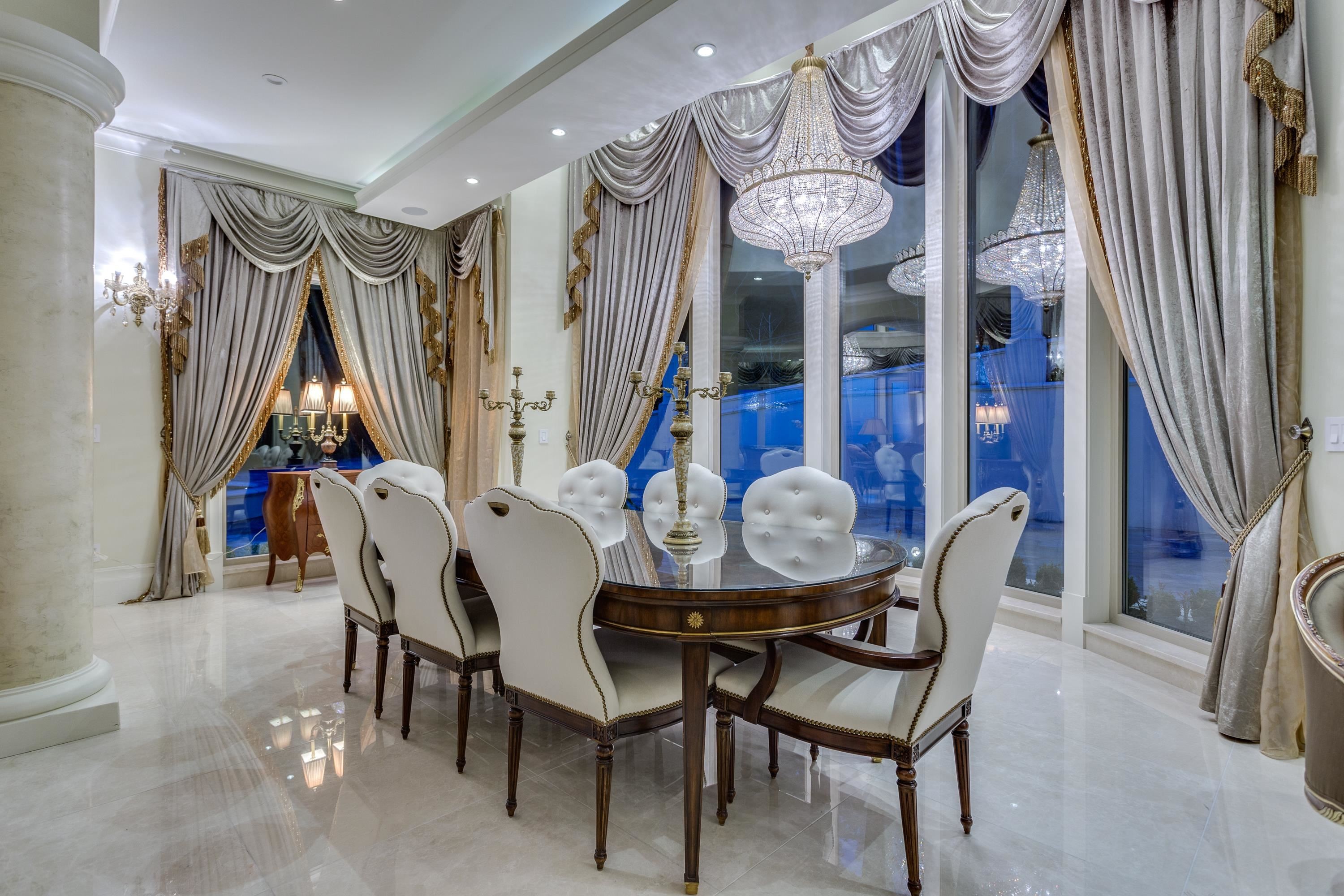 1175 Eyremount Drive, West Vancouver, BC