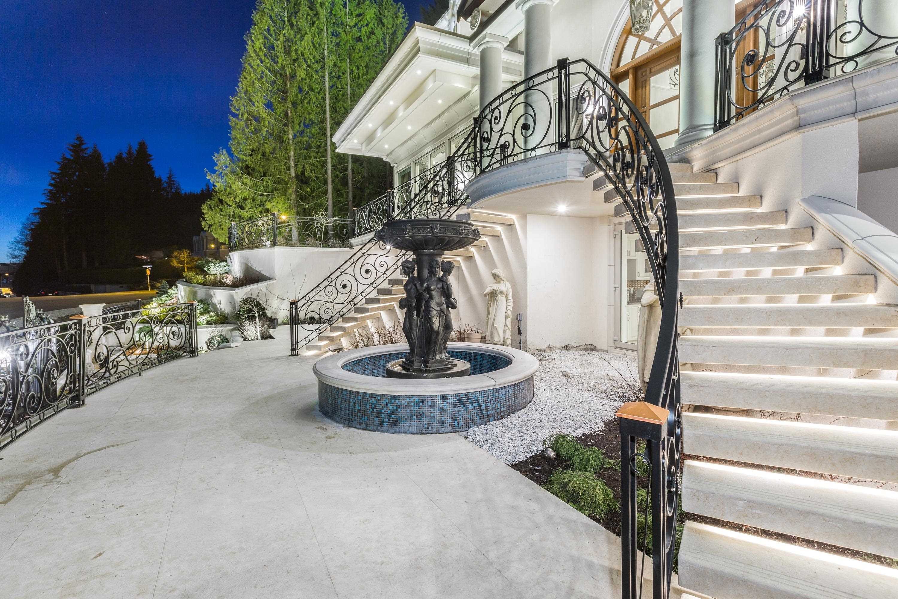 1175 Eyremount Drive, West Vancouver, BC