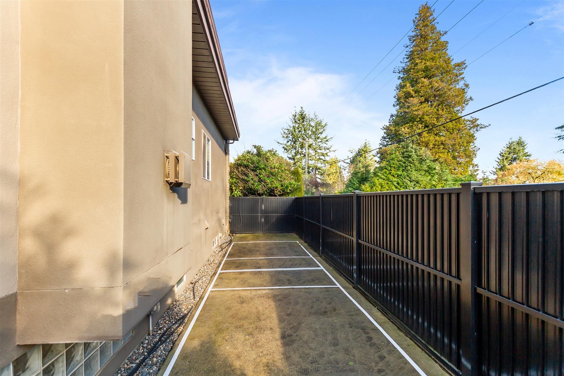 1028 51St Avenue W, Vancouver, BC