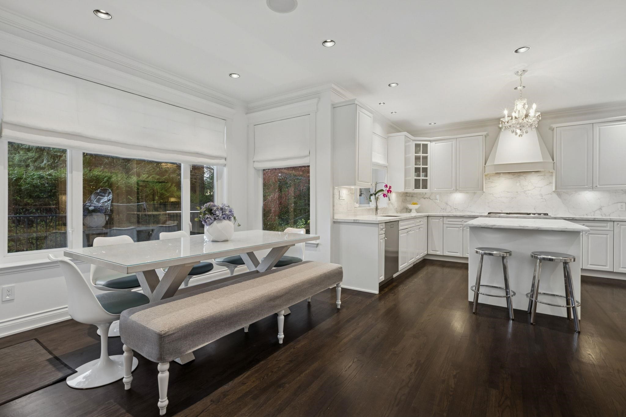 4081 Woodbury Avenue, North Vancouver, BC