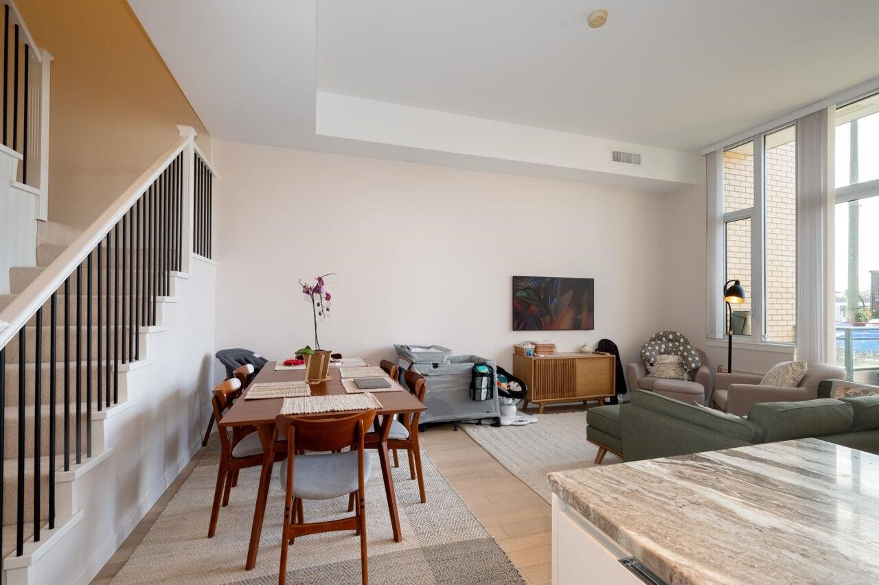 2063 10Th Avenue W, Vancouver, BC