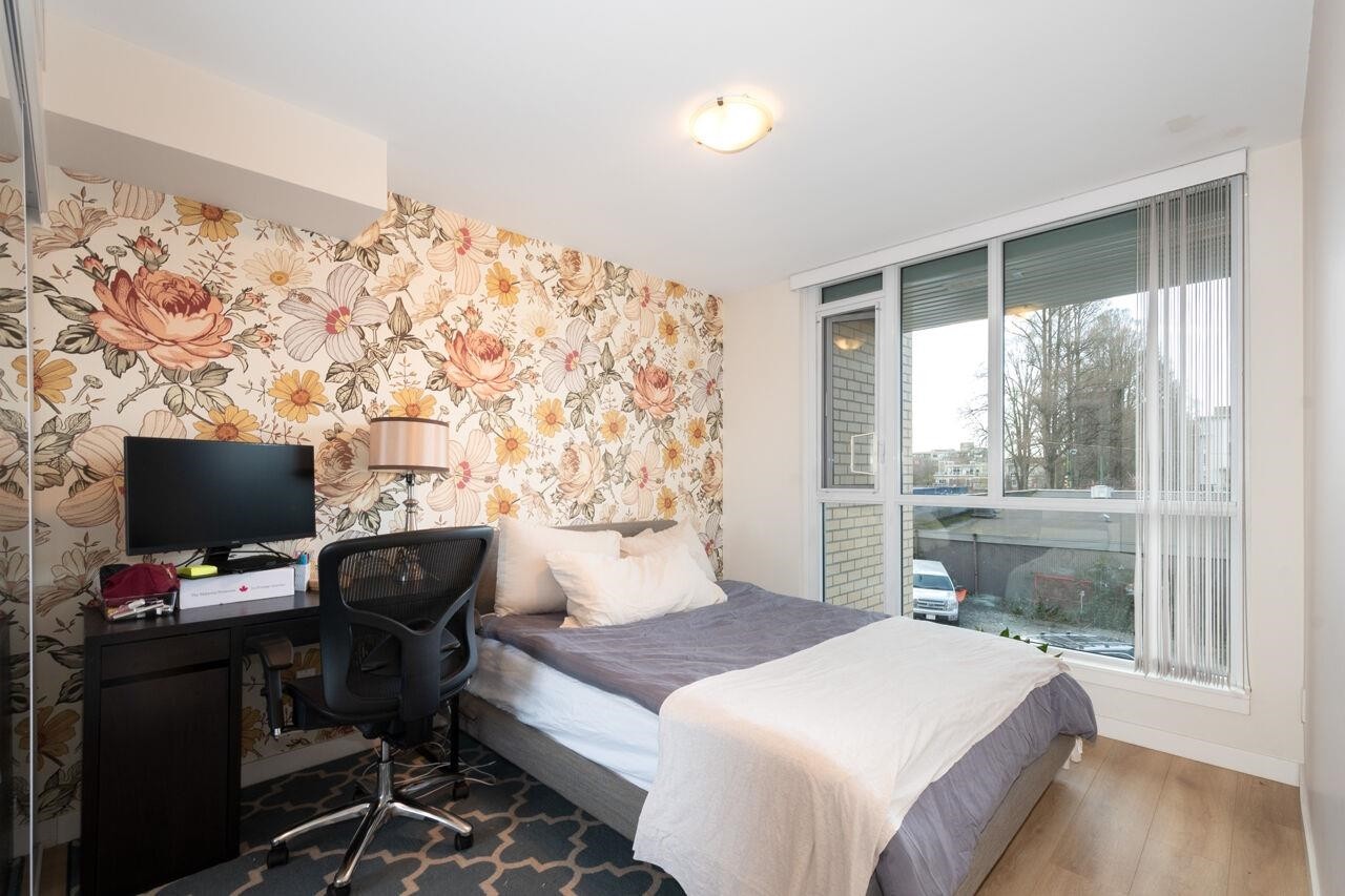 2063 10Th Avenue W, Vancouver, BC