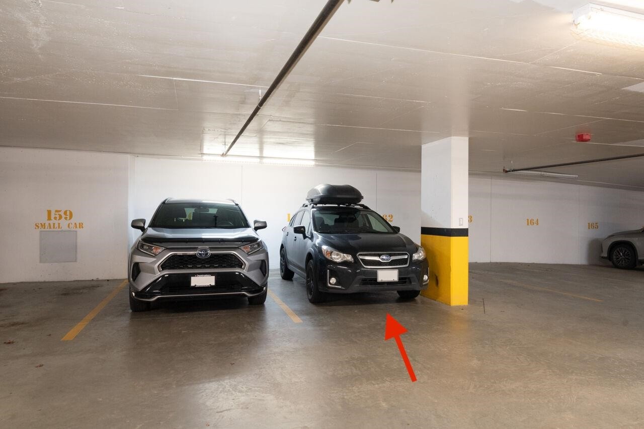 2063 10Th Avenue W, Vancouver, BC