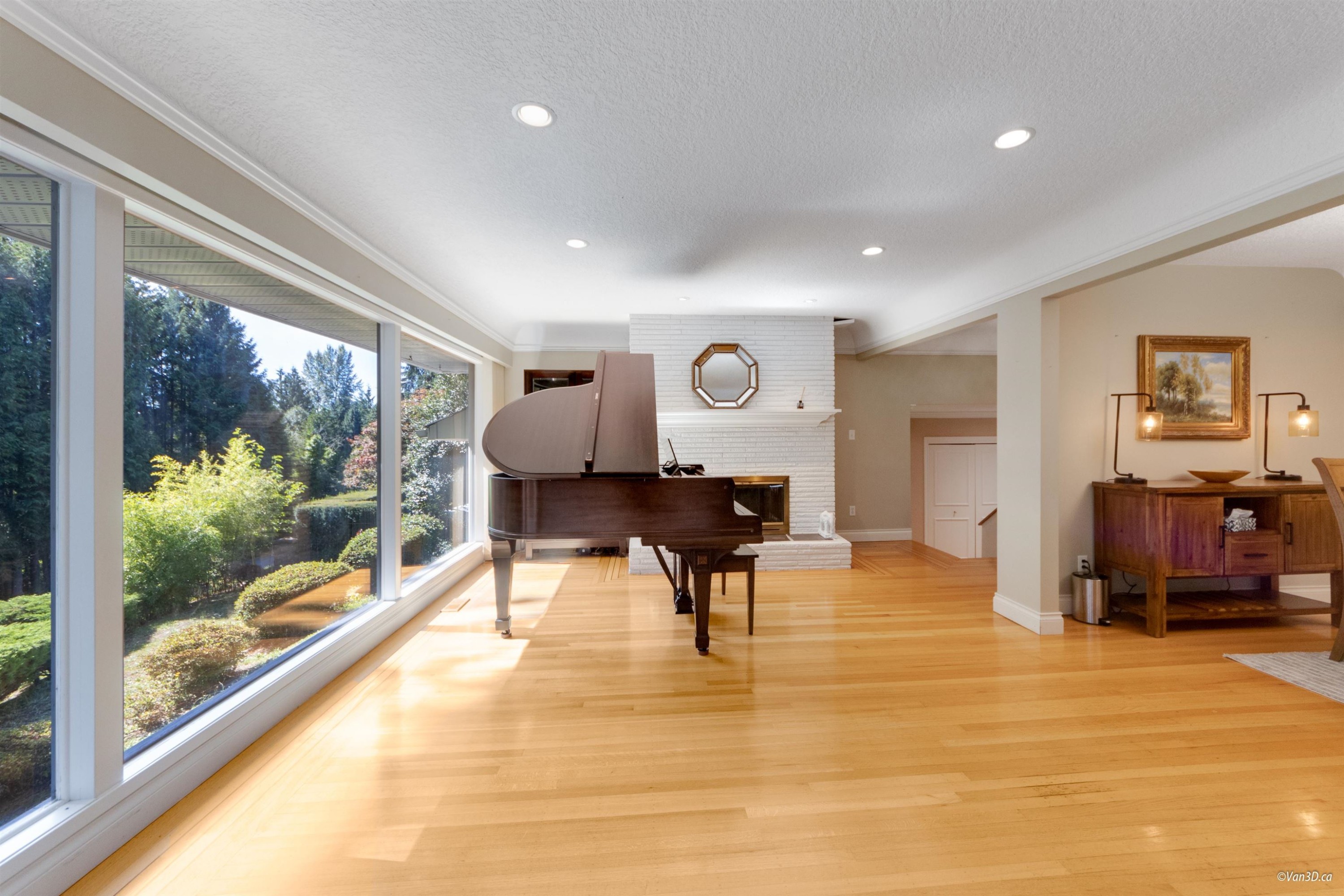 651 Kenwood Road, West Vancouver, BC