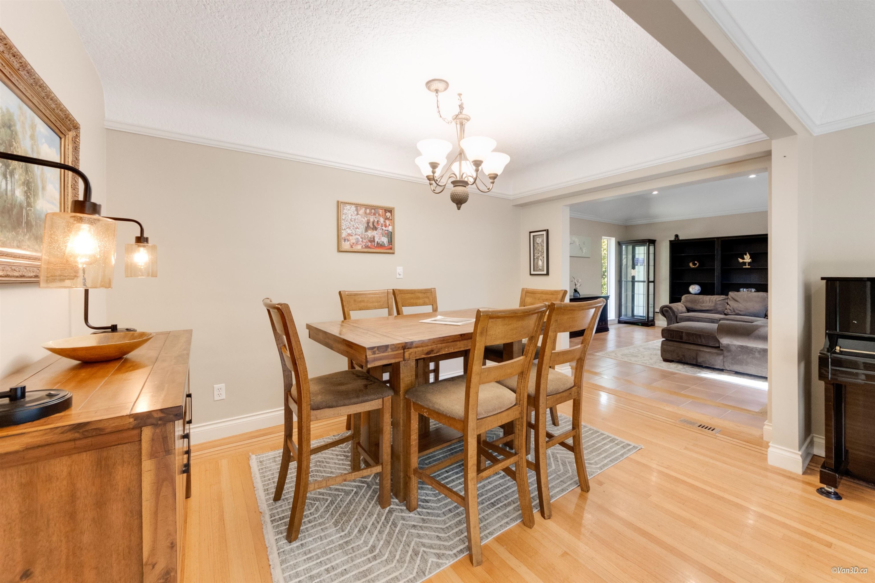 651 Kenwood Road, West Vancouver, BC