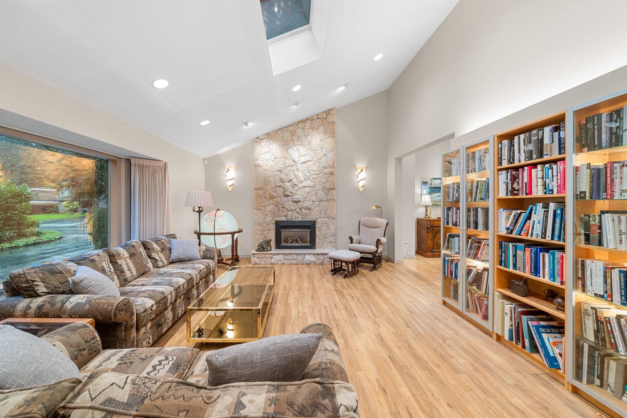 1200 Hilary Place, North Vancouver, BC