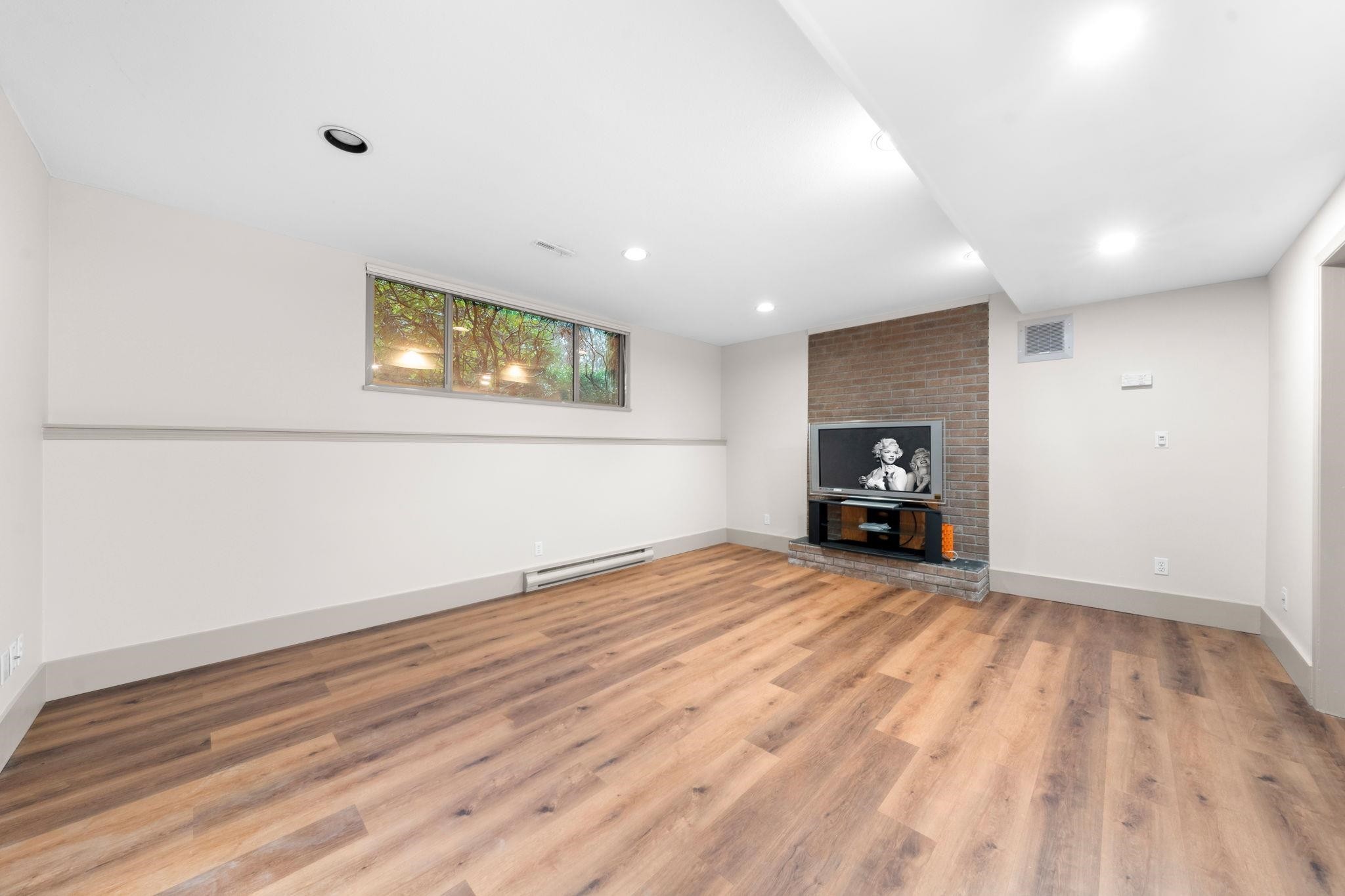 1200 Hilary Place, North Vancouver, BC