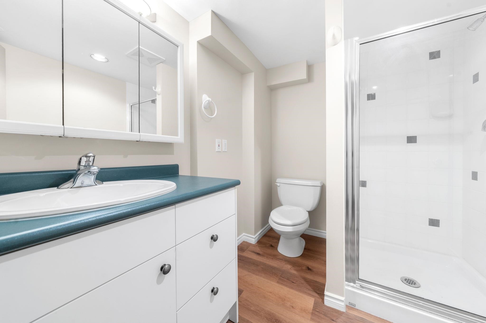 1200 Hilary Place, North Vancouver, BC