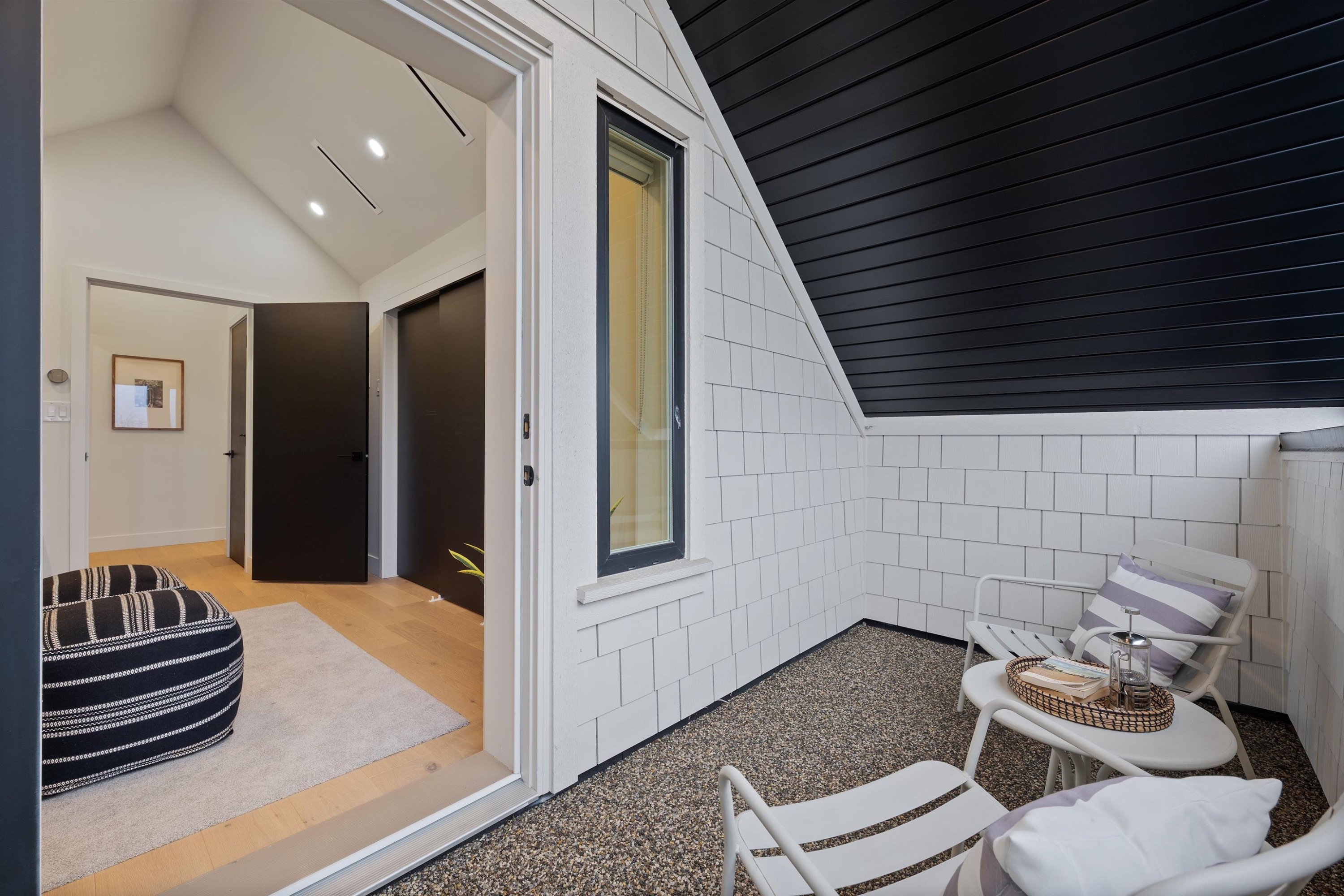 919 10Th Avenue E, Vancouver, BC