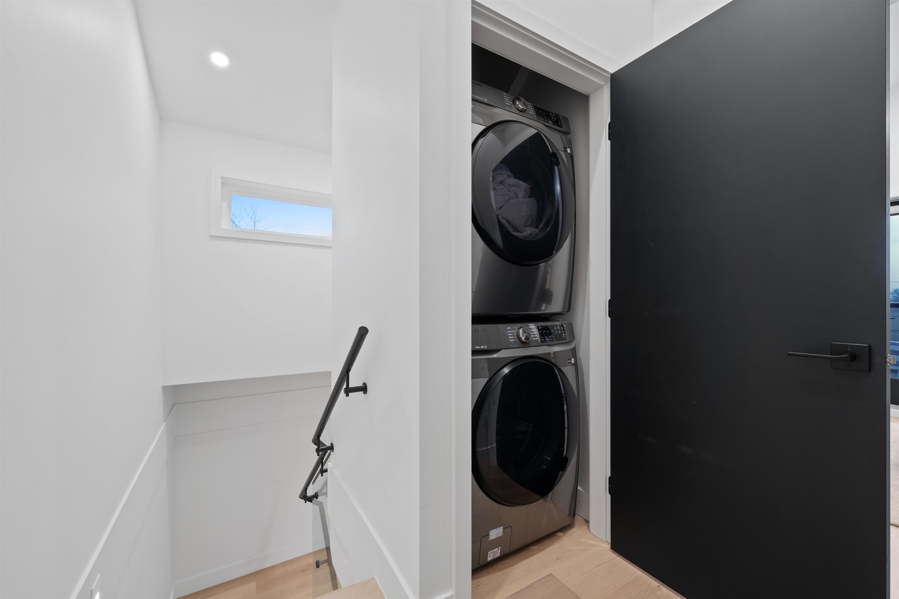 919 10Th Avenue E, Vancouver, BC