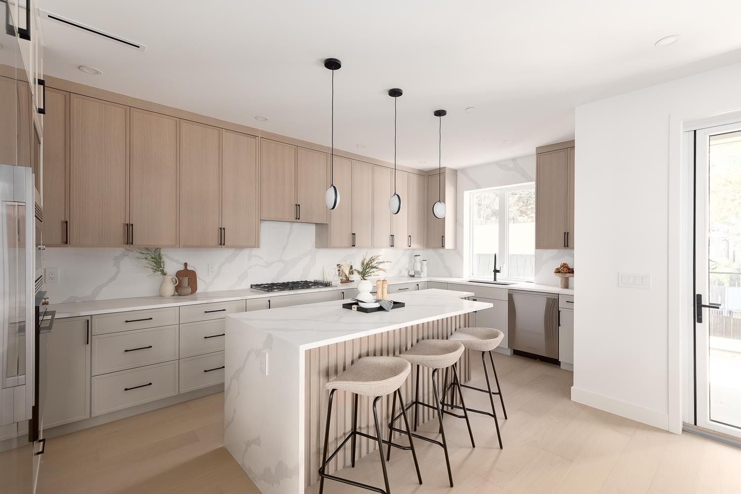 5965 Granville Street, Vancouver, BC