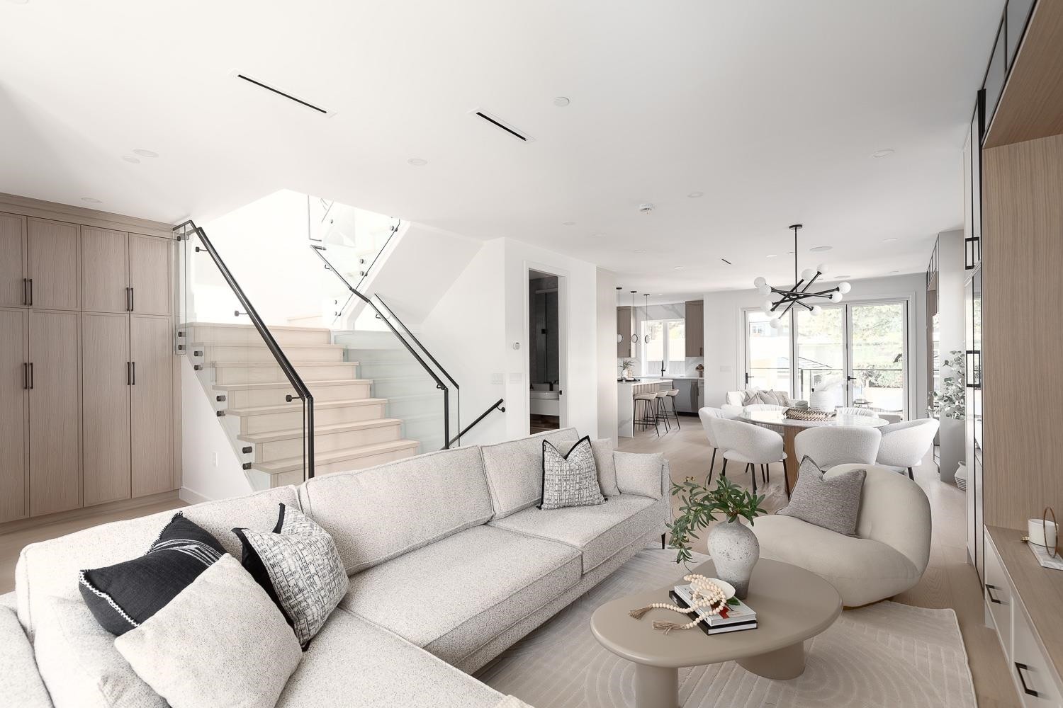 5965 Granville Street, Vancouver, BC