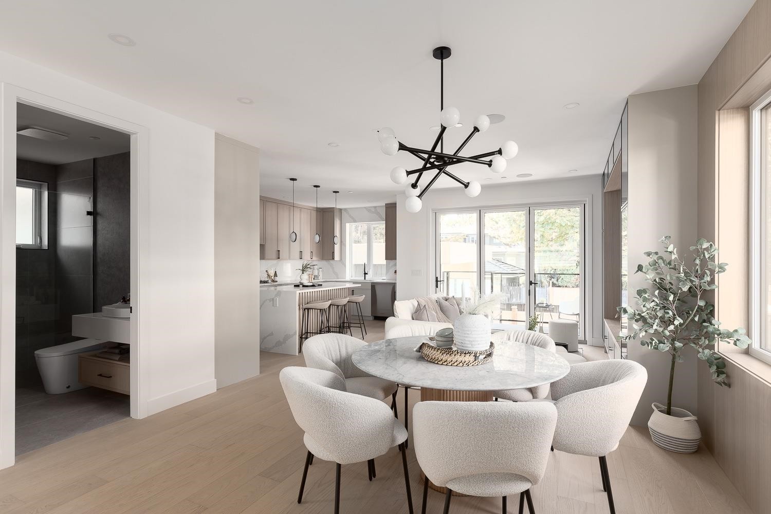 5965 Granville Street, Vancouver, BC