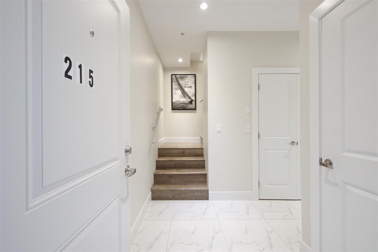 215 64Th Avenue E, Vancouver, BC