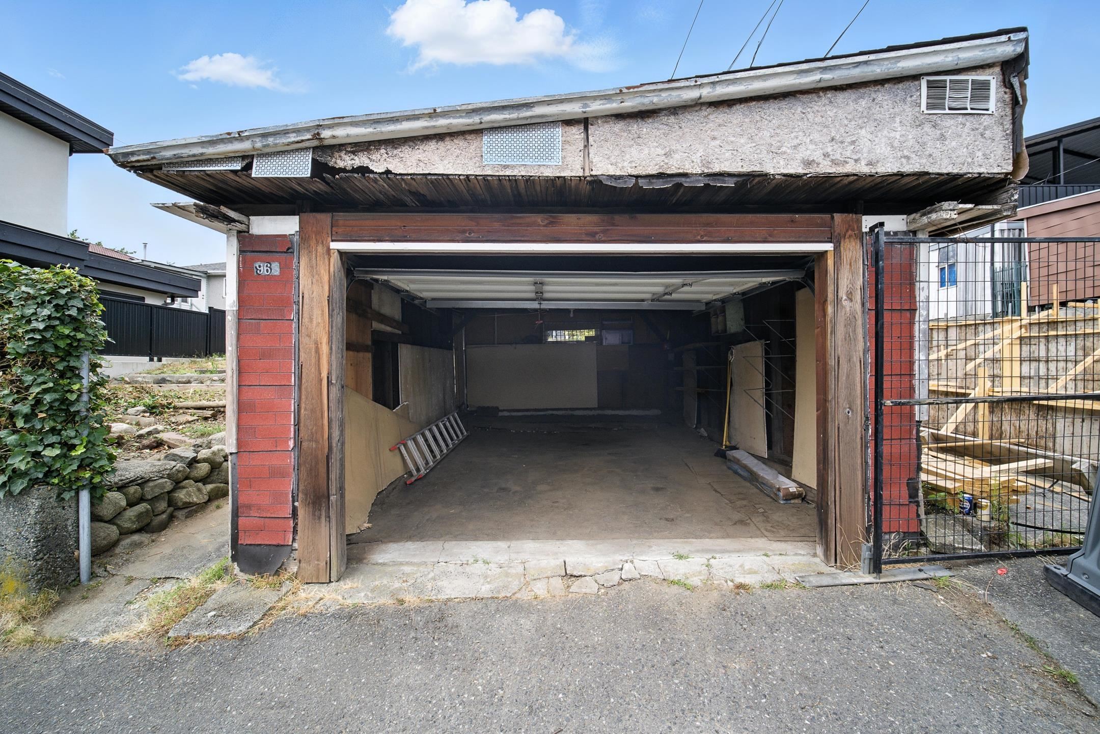 966 64Th Avenue E, Vancouver, BC