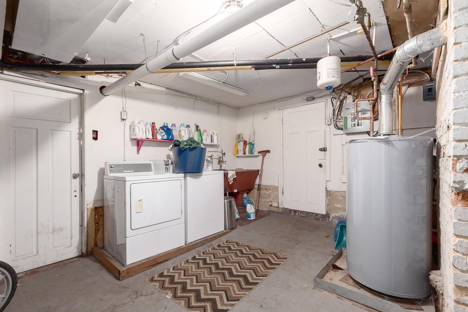 2483 6Th Avenue W, Vancouver, BC