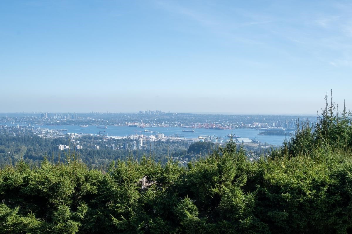 1437 Bramwell Road, West Vancouver, BC