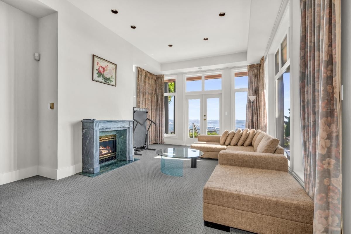 1437 Bramwell Road, West Vancouver, BC