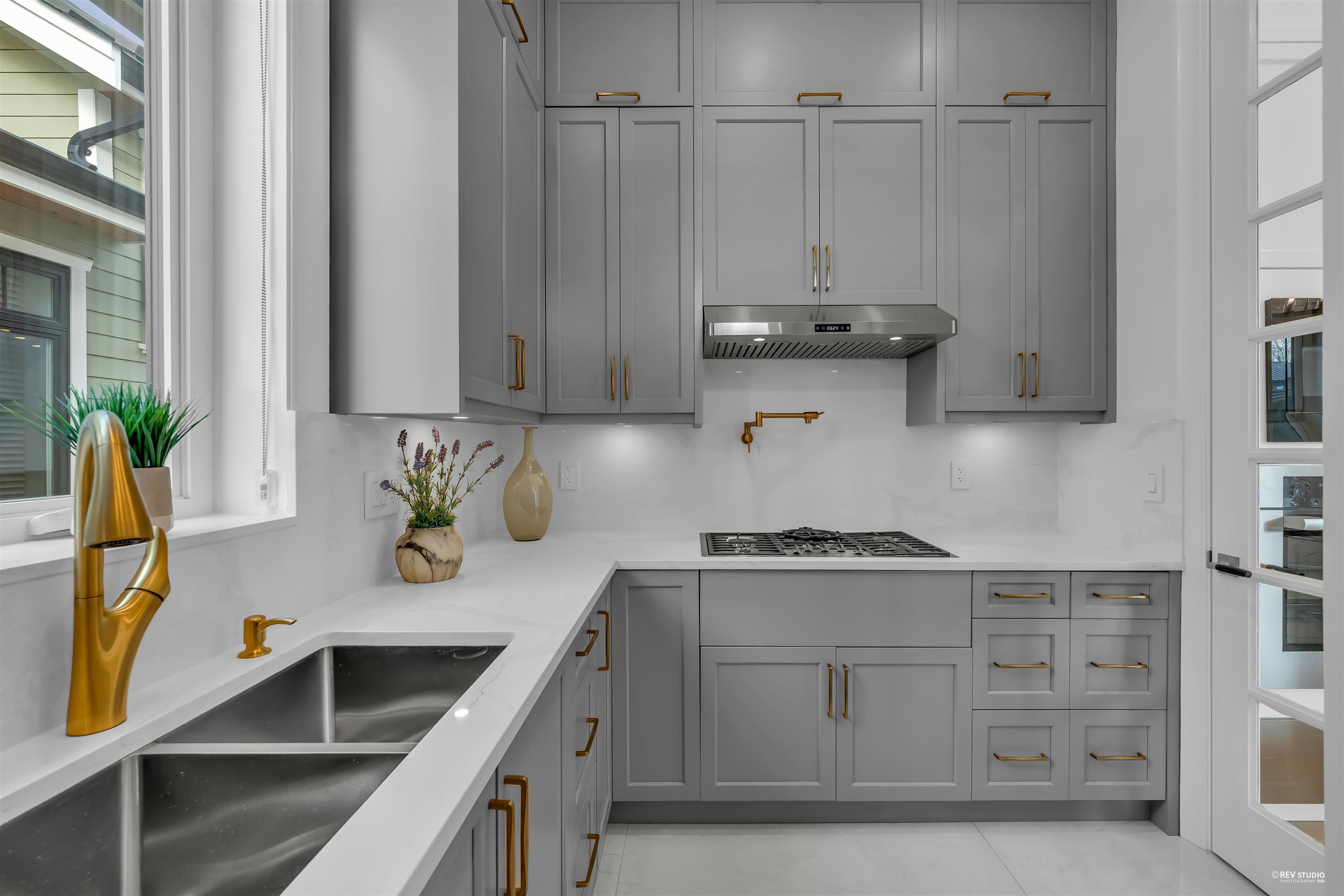 2246 20Th Avenue W, Vancouver, BC