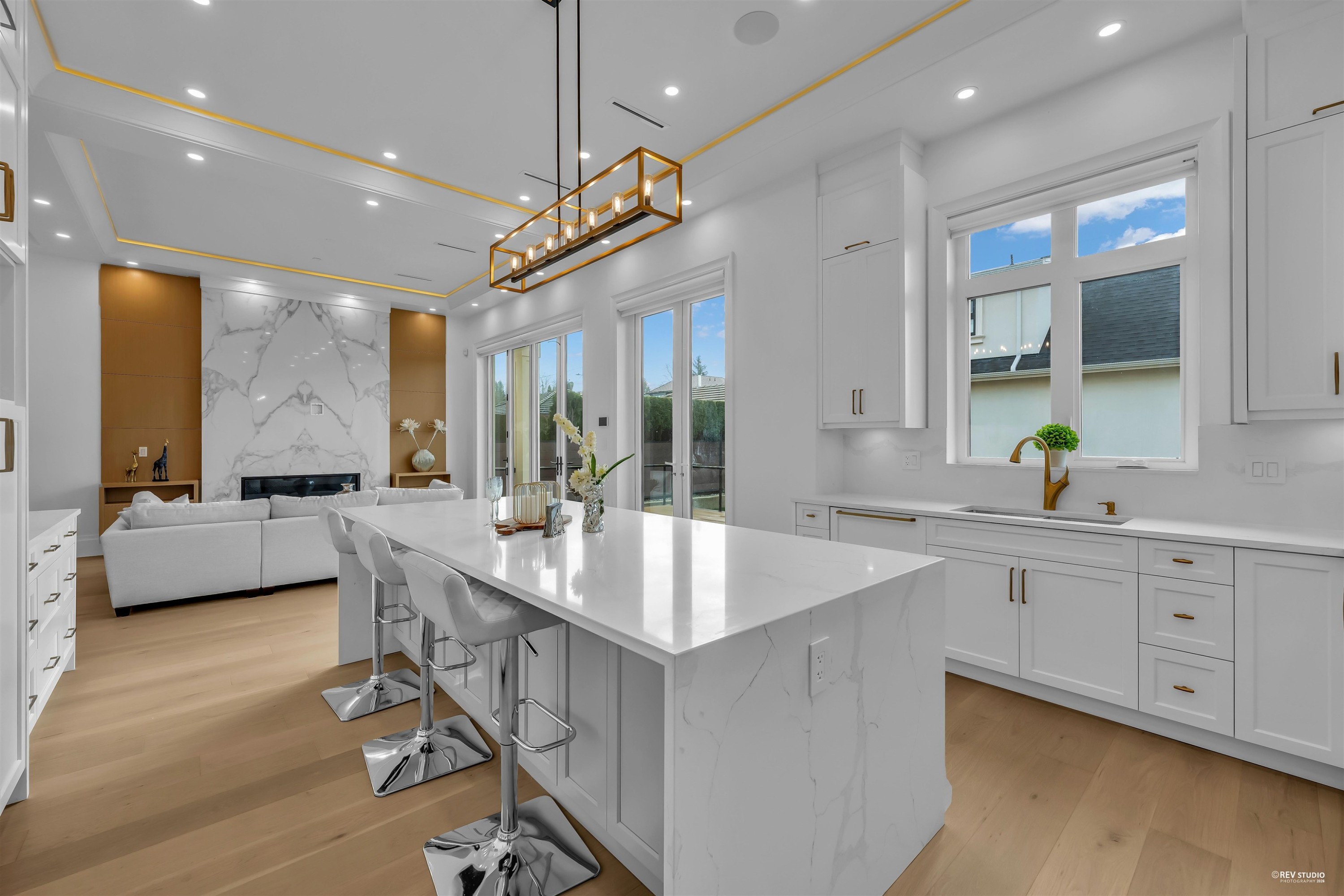 2246 20Th Avenue W, Vancouver, BC